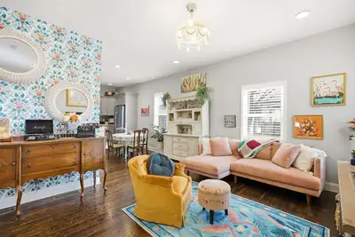 Image de Charmant bungalow bohème - place Marietta!
