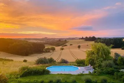 Image de Two separate gîtes 2 couples, panoramic views
