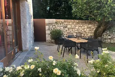 Image de Logement agréable au calme et à proximité d'une cascade
