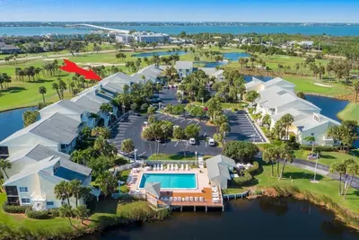 Image de Updated One-Bedroom Condo Overlooking the Golf Course
