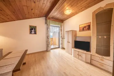 Image de Appartement \"Residenz Kronstein - FeWo 8\" avec balcon, jardin partagé et vue sur les montagnes