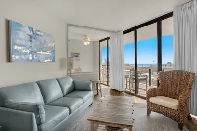 Image de Available Now! Sleeps 8! ! Beach Setup Included! ! Call For Snowbird Rates! !