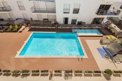 Image de Apartment Vista Mar | professionally cleaned | 3-bedroom apartment | extremely large roof terrace with barbecue | close to Lagos town centre