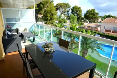 Image de Offre Salou \"Les Familles\"  Vue Sur Mer Climatiseur  Piscine, Parking Wifi