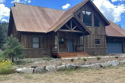 Image de Grande Bluff- River Front Mountain Home