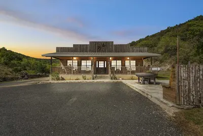 Image de Miracle Springs Ranch Lodge