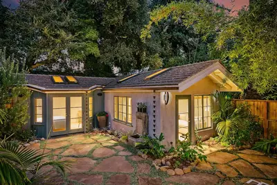 Image de Montecito Beach Holiday - Tropical Coastal Cottage within Walking Distance to Miramar Beach