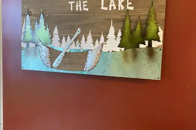 Image de New listing. Stunning Hot Springs Lakefront Condo
