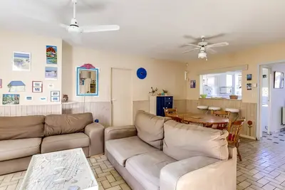 Image de Villa T4 à Biscarrosse Plage, jardin privé, WiFi, 50m de la plage, 6 personnes