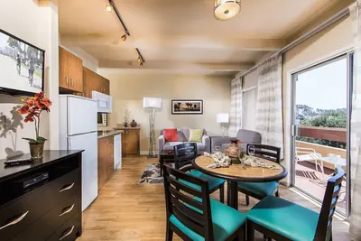 Image de 1 Bedroom/1 Bathroom Sleep 4 Sc