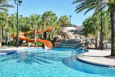 Image de Luxury 5br Disney Pool Home w/ Jacuzzi 6071