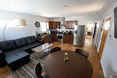 Image de Attractive 1-Bedroom Home In Great Noho Arts District Location (p16)