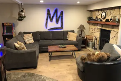 Image de Snowcreek Iv Premier 2br/2ba \"Creekside Comfort Oasis\" - Dog Friendly