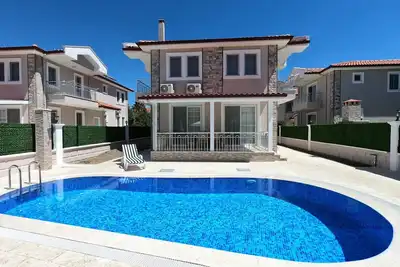 Image de New Built Private 4 Bedroom Villa in Centre of Dalyan! ! ! (Gulpinar Area) No:2