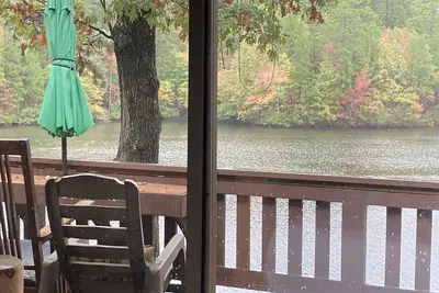 Image de Lakefront W 6 per Spa, sauna, & 5 kayaks!