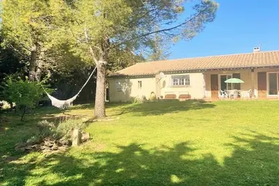 Image de Villa 110m2 Jacuzzi, 7 Couchages, 3 Chambres, jardin clos 2500m2