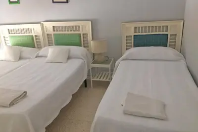 Image de Apartamento Primera Linea de Playa Vistas al Mar Fuengirola Carvajal Olimpo