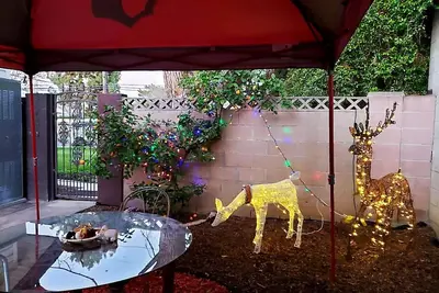Image de Charming House with Garden