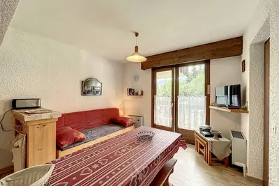 Image de Appartement cosy au pied des pistes à Combloux avec balcon et casier à skis