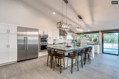 Image de Skyline: 5 bed\/6 bath, amazing views, tennis & basketball courts, pool, hot tub