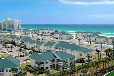 Image de Destin's Best Beach - Sandpiper Cove  #9223 - \"Beachwalk Section\".