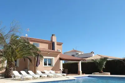 Nerea close to the beach ideal for families