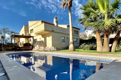 Image de Martina well equipped pretty ideal for families