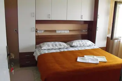 Maison en Pierre Gregov - Bedroom 1