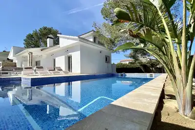 Image de Bouganvilla luxury, air-con, ideal for families