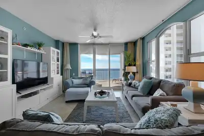 Image de Gulf front with a spacious balcony overlooking Navarre beach!