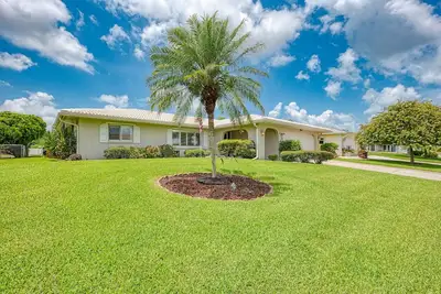 Image de Venice Bal Harbour Lake House near Beaches too! Pet Friendly