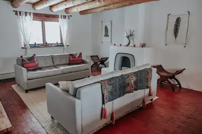 Image de Private + Scenic Adobe Gem Perfect Location for Ski + Town