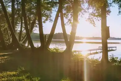Image de Private Cabin on South Shore Pelican Lake