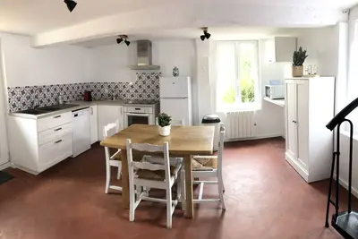 Image de Petite maison rénovée à 15 min Aéroport Beauvais
