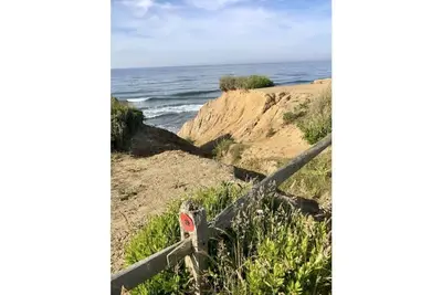 Image de Ditch Plains 4br Getaway -Short walk to beach