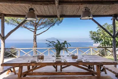 Image de Villa Giulia with Heated Pool and Jacuzzi