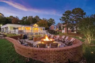 Image de Wyndham Patriots' Place 1 Bedroom Unit Sleeps 4