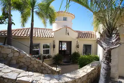 Image de Unobstructed Ocean views from eco friendly Hacienda.