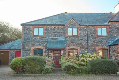 Image de Trevells is a spacious cottage situated in the stables at Roserrow
