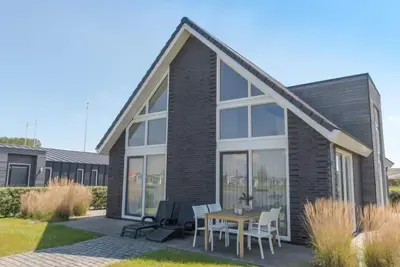 Image de Vakantiehuis Ruisweg 16 by Interhome