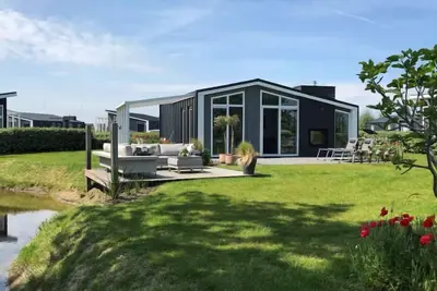 Image de Vakantiehuis Ruisweg 89 by Interhome