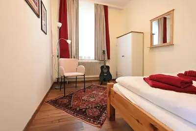 Image de Cozy vacation apartment (90sqm) with private garden