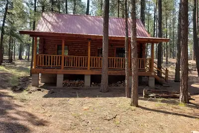 Image de Circle Pine Ranch-\"The Real Log Cabin Experience\"