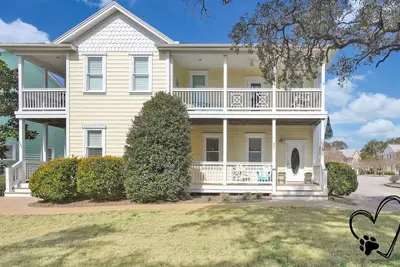 Image de Hello Sunshine Townhome