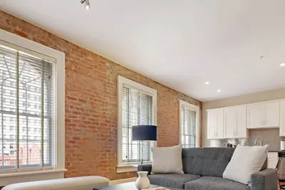 Image de Roami at Factors Row | Near Superdome | 2 Bedroom