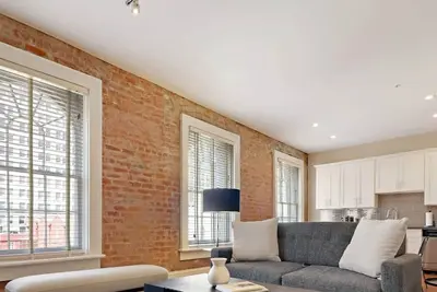 Image de Roami at Factors Row | Near Superdome | 2 Bedroom
