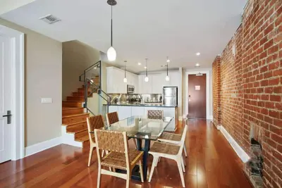 Image de Roami at Factors Row | 2-Story | French Qtr |2 Bed