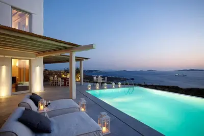 Image de Villa exquise a Mykonos | Villa Ammos | 4 chambres | Piscine privée | Vue sur la mer | Houlakia
