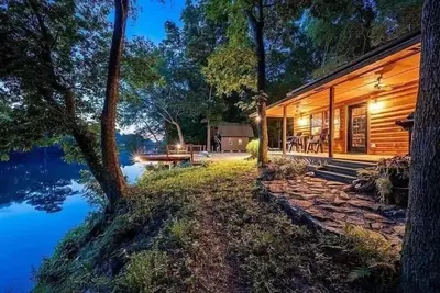 Image de Cozy Cabin on Mt Fork River *riverfront*