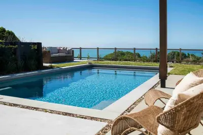 Image de Family Friendly hinterland magic near the beach